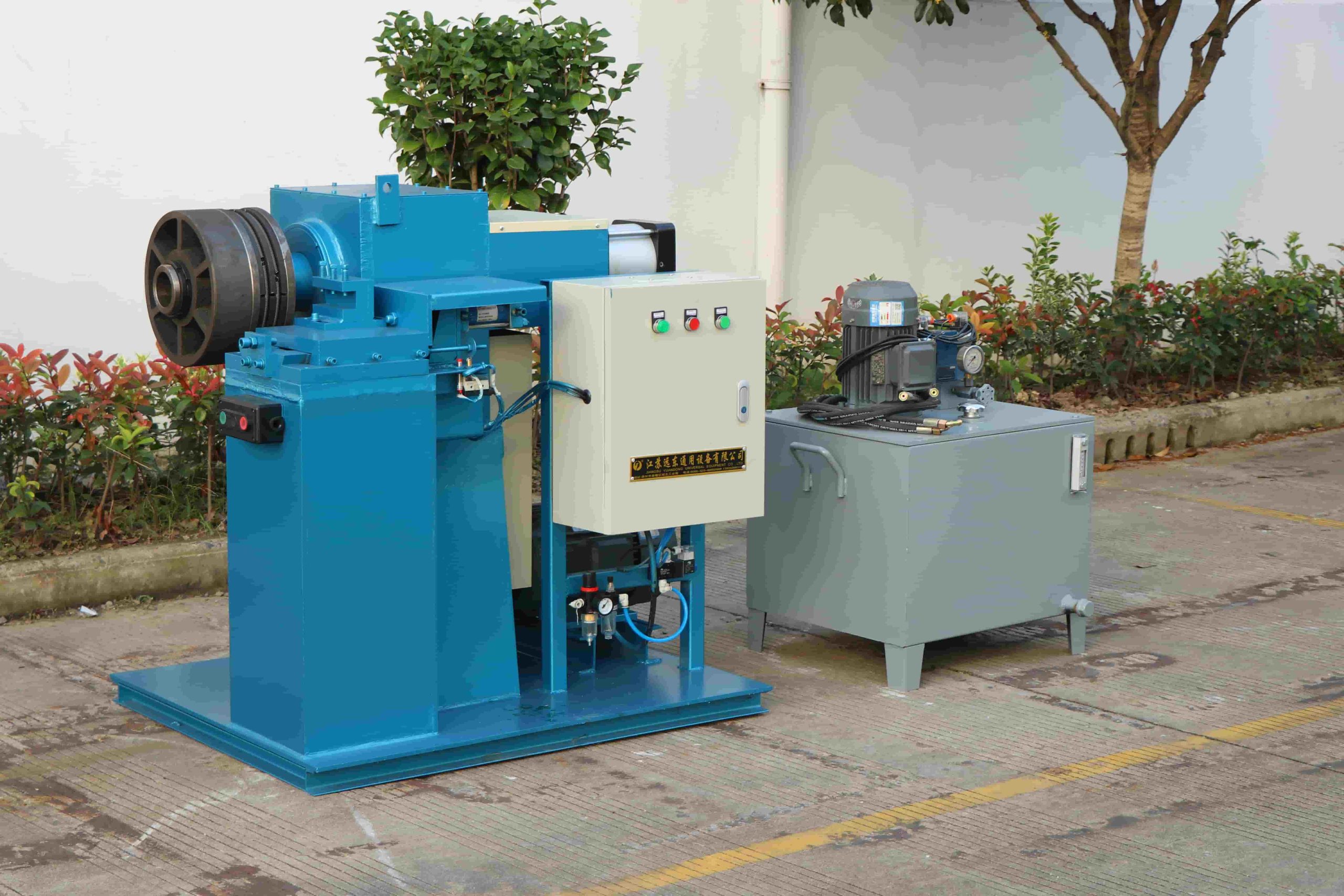 The Role of Auto Trimming Machines in LPG Cylinder Manufacturing