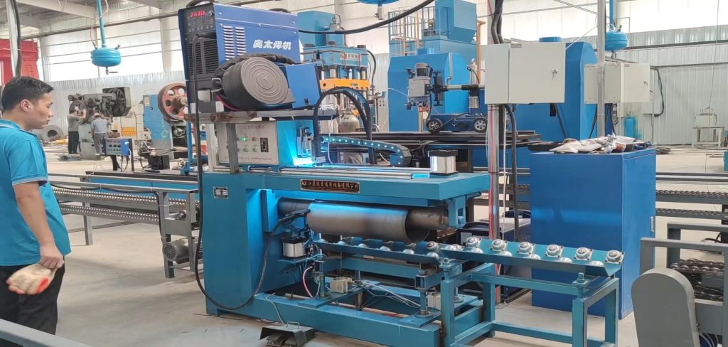LPG cylinder longitudinal seam automatic welding machine